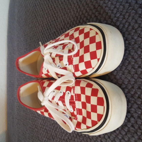 Vans Style 44 Ultra Cush Unisex White Red Checkered Shoes - Picture 2 of 8